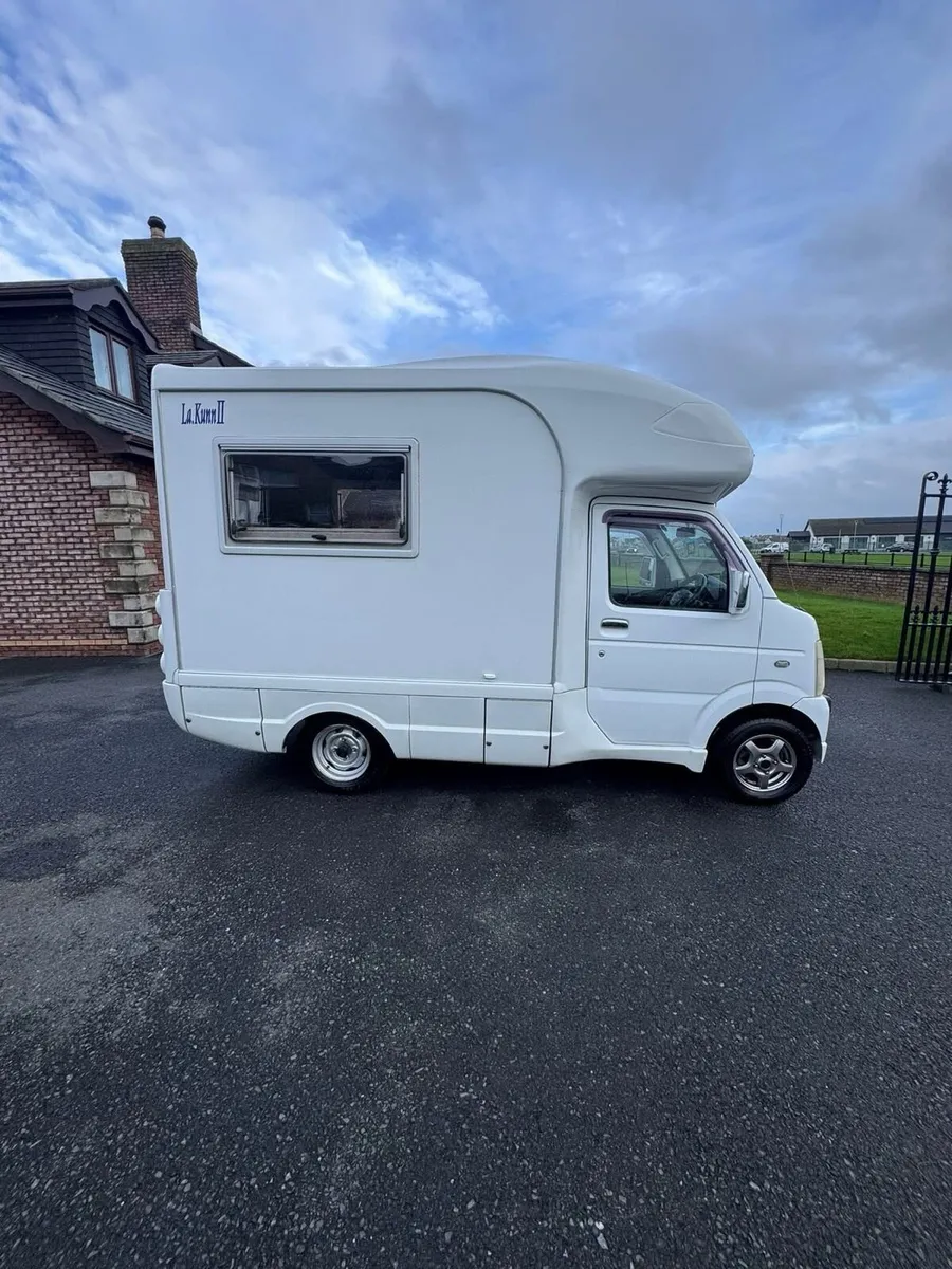 MAZDA LA.KUN II MINI CAMPER - Image 4