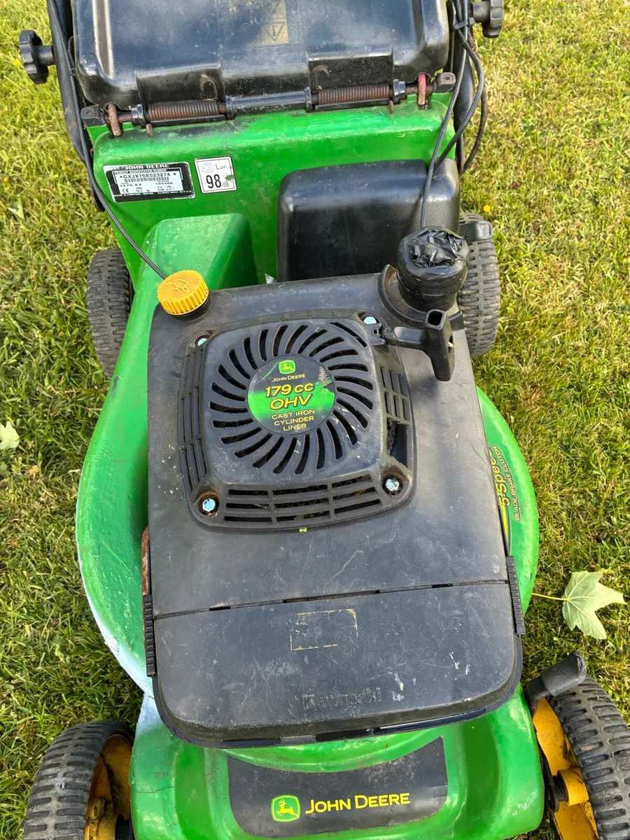 John deer lawn mower - Image 3