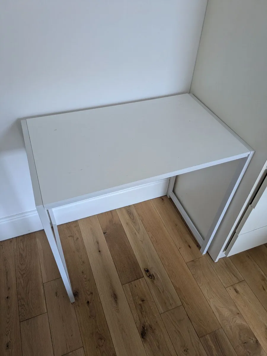 Desk Small White - Image 1