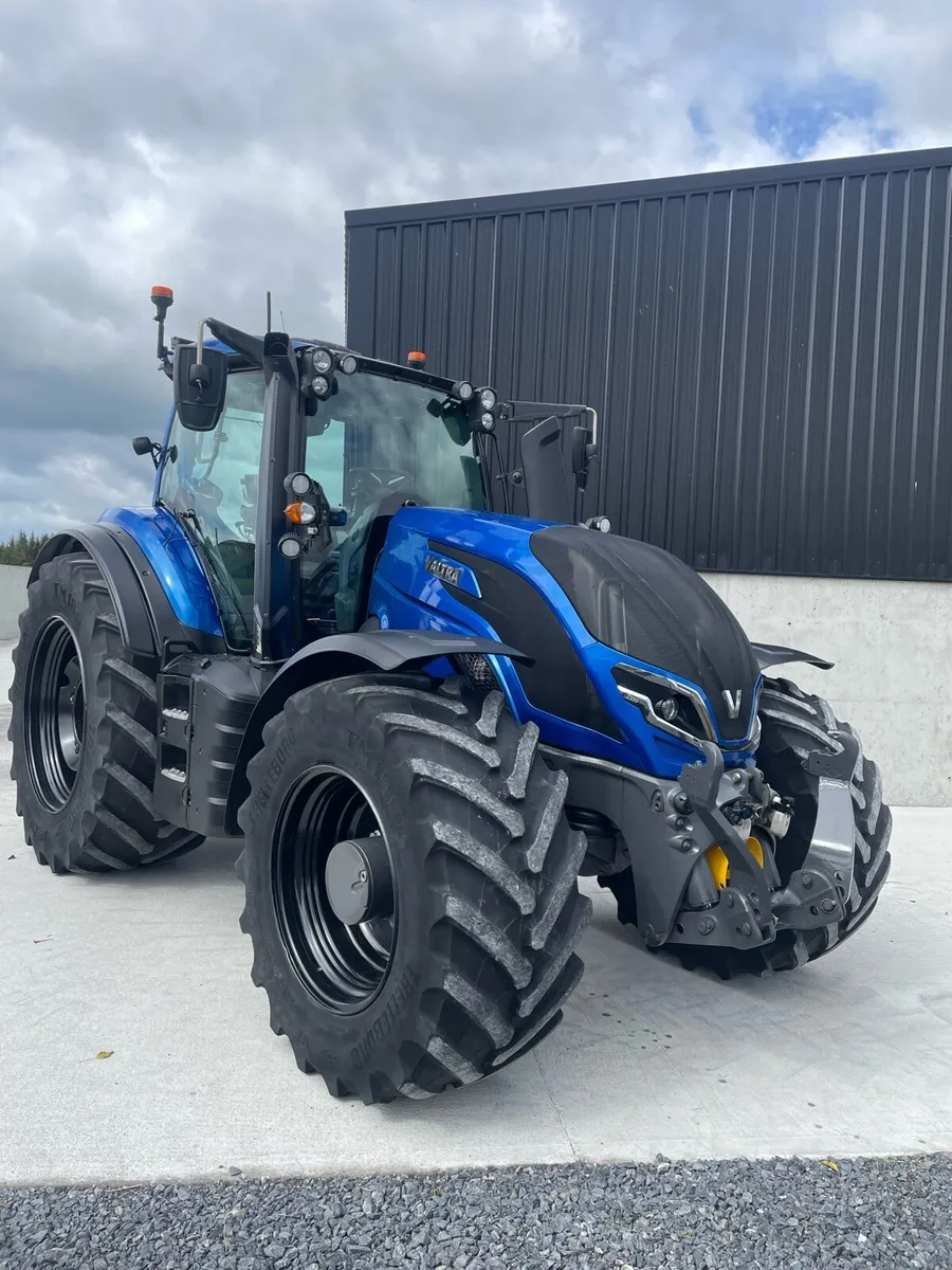 Valtra t235 - Image 2