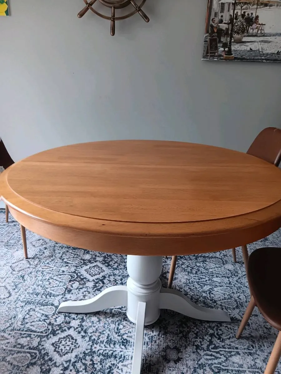 Dining table and chairs optional - Image 2