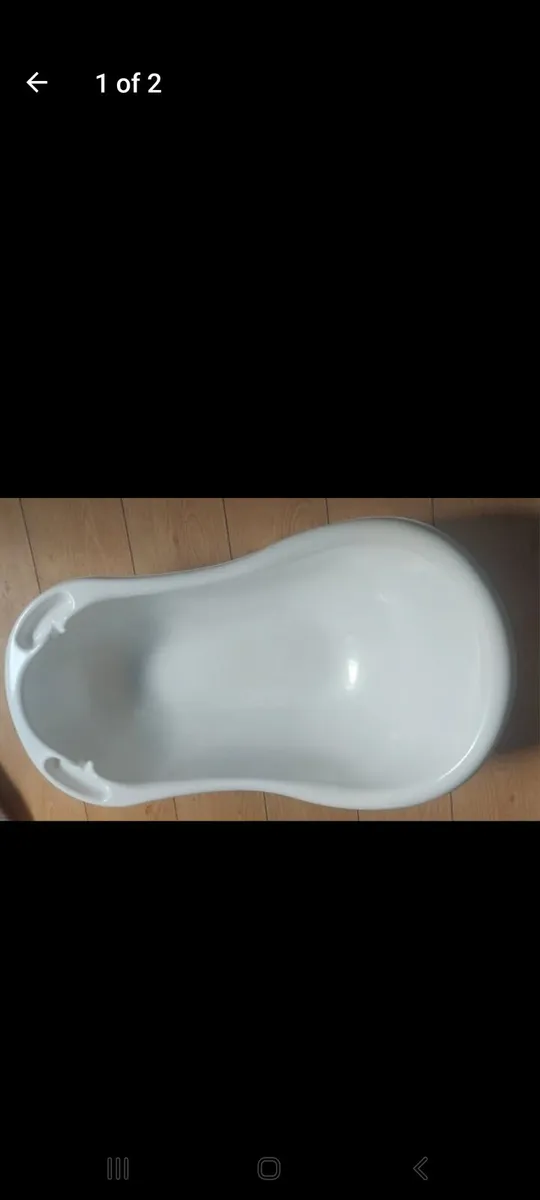 Baby bath tub - Image 1