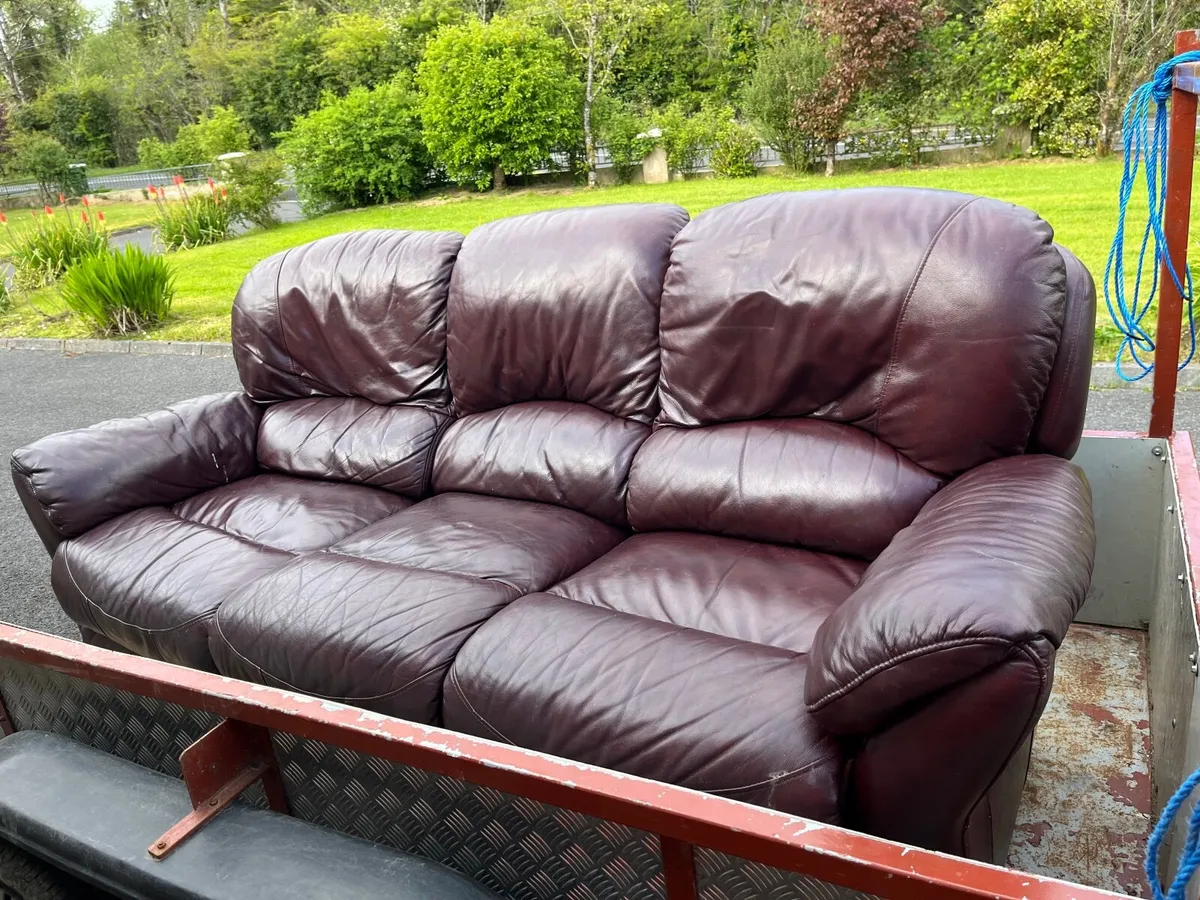 Couch - Image 1
