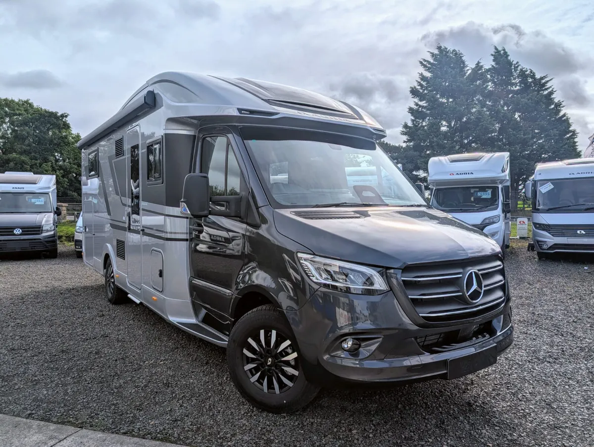 NEW ADRIA CORAL SUPREME MB 670 DC - Image 4