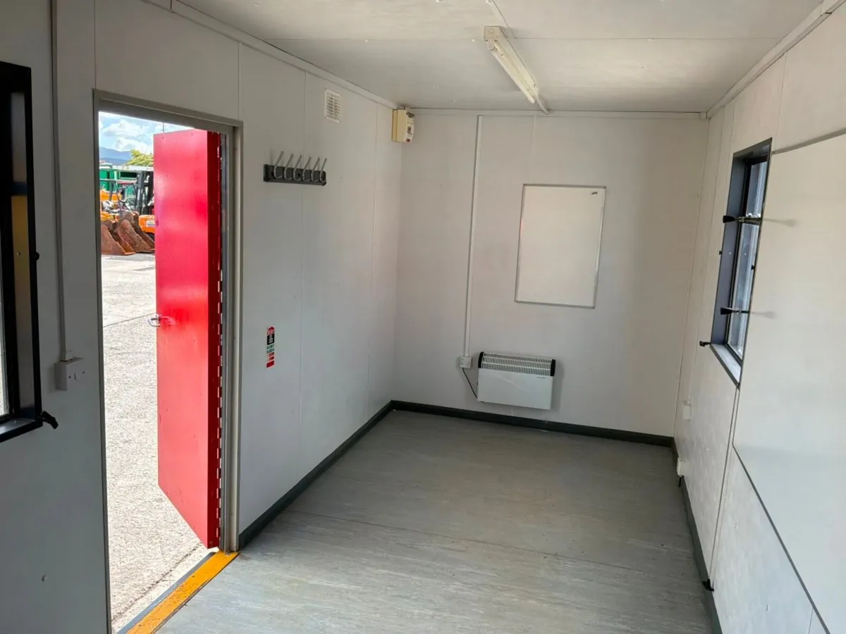 20ft PORTABLE SITE CABIN / HOME OFFICE......1182t. - Image 4