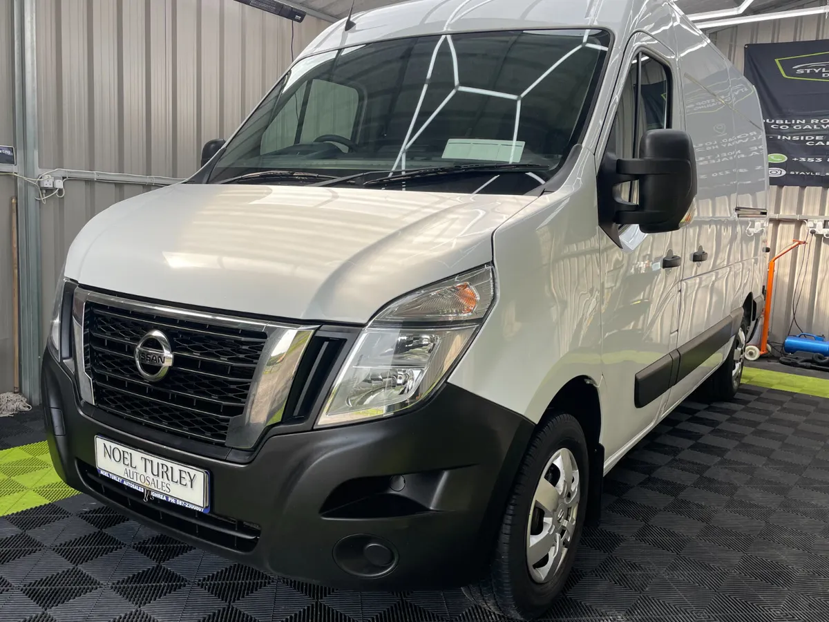 2024 Nissan Interstar L2 H2 135 FWD  LOW MILLAGE - Image 2