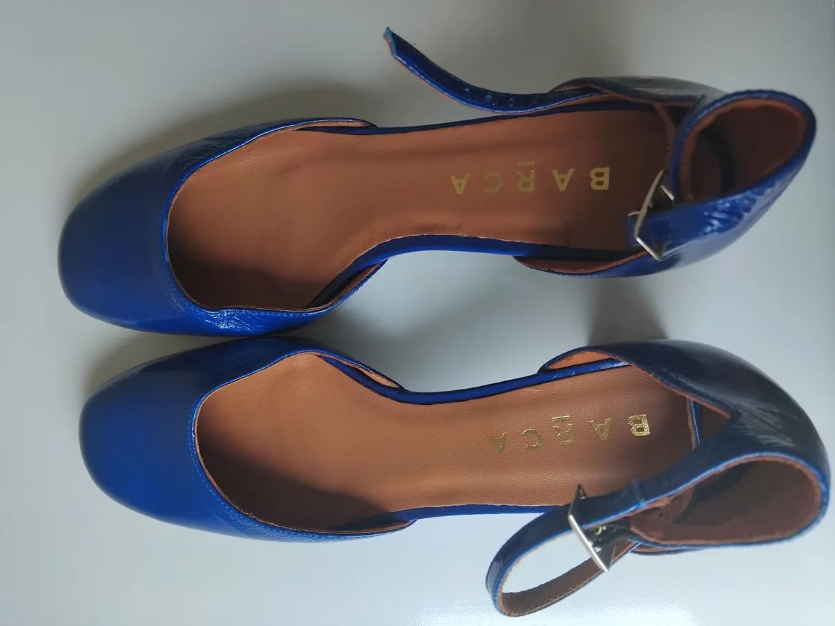 Shoes - Image 4