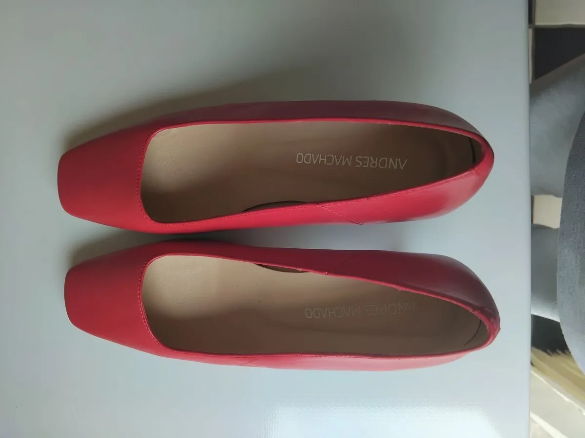 Shoes - Image 2