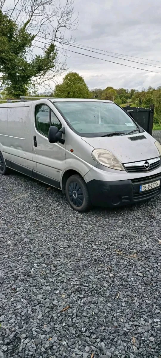 Opel Vivaro - Image 1