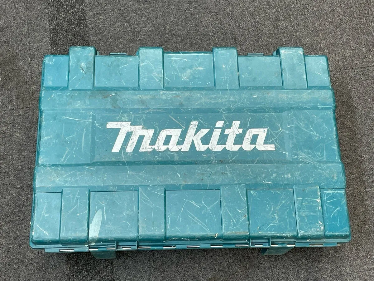Makita 110 Volt Breaker - Image 4