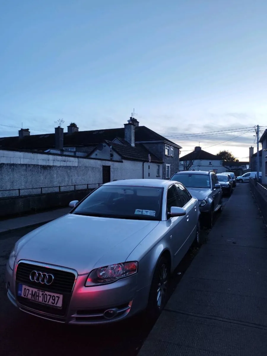 2007 Audi A4 1.9tdi breaking/complete - Image 1