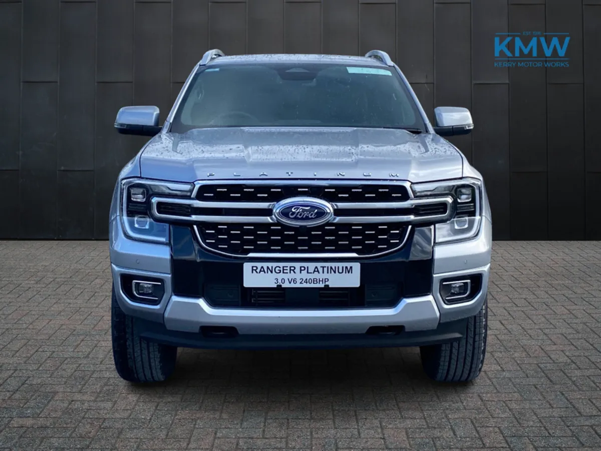 Ford Ranger 3.0 V6  Platinum..20" Wheels/ Matrix L - Image 3