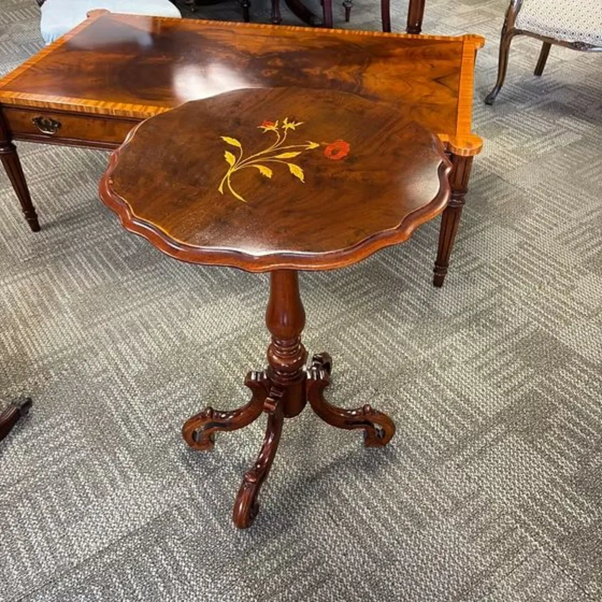 Beautiful mahogany floral invalid marquetry shaped