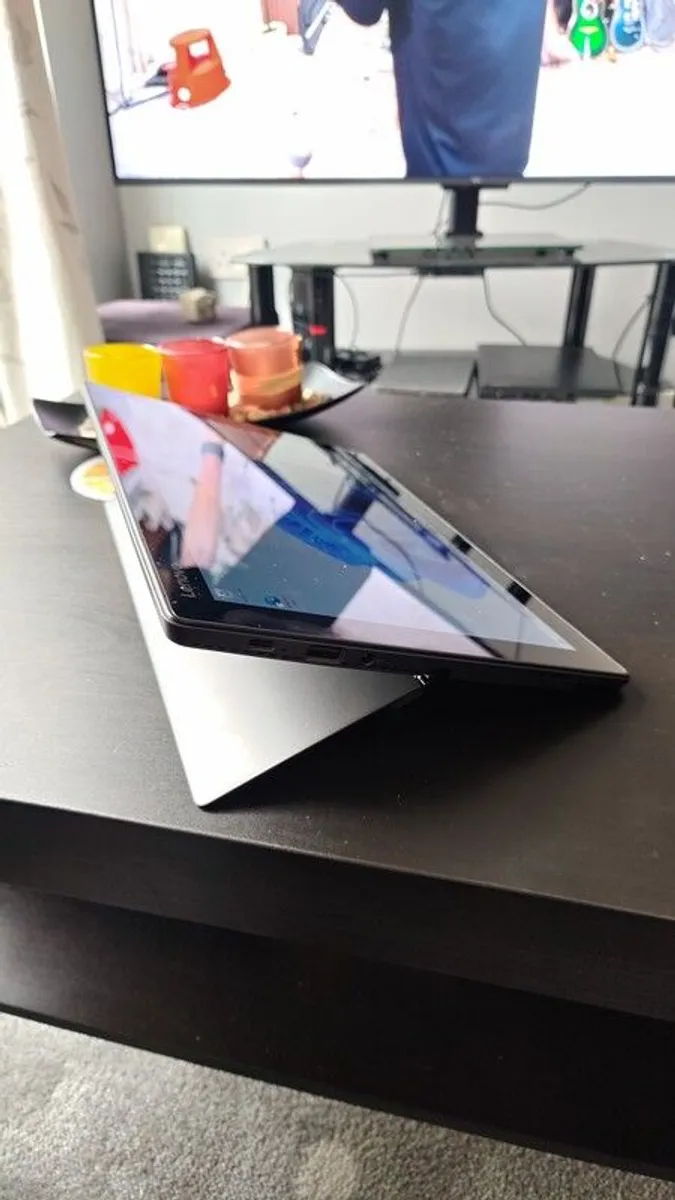 Lenovo Windows 11 pro tablet - Image 3