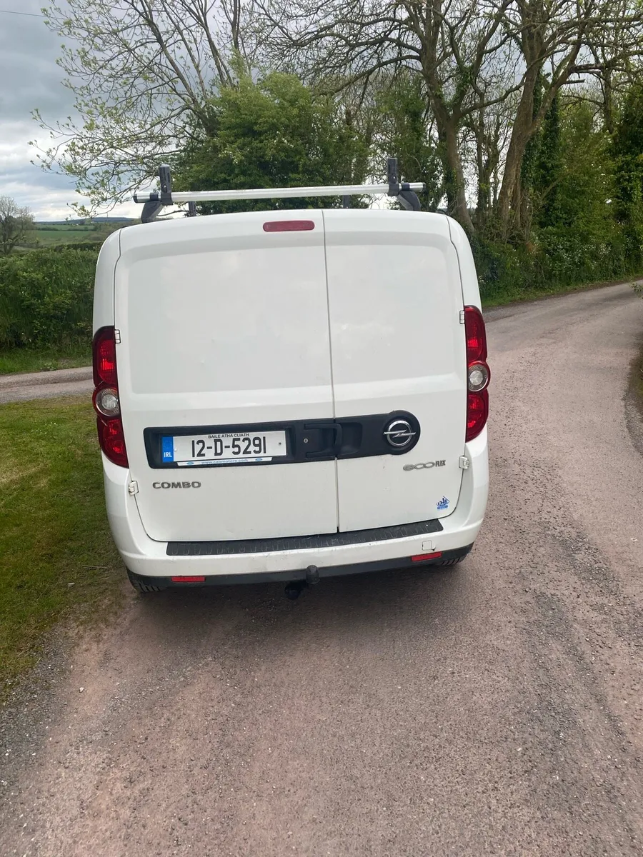 2012 Opel combo - Image 4