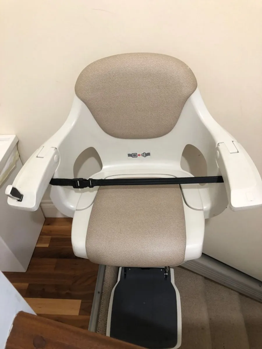 2019 Thyssenkrupp Stairlift **Online Auction** - Image 3