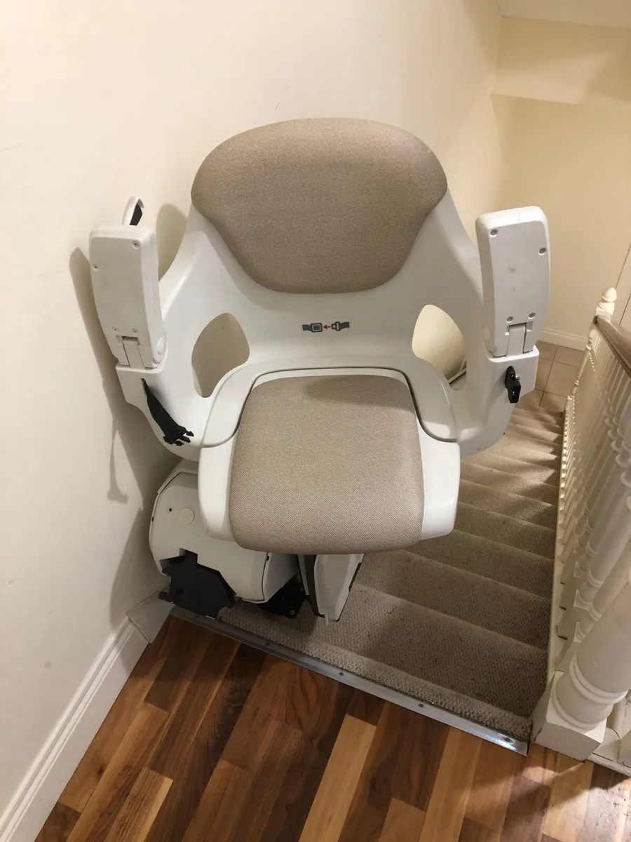 2019 Thyssenkrupp Stairlift **Online Auction** - Image 1