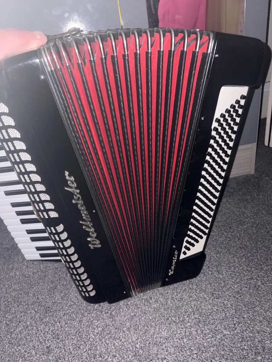 weltmeister caprice accordion - Image 1