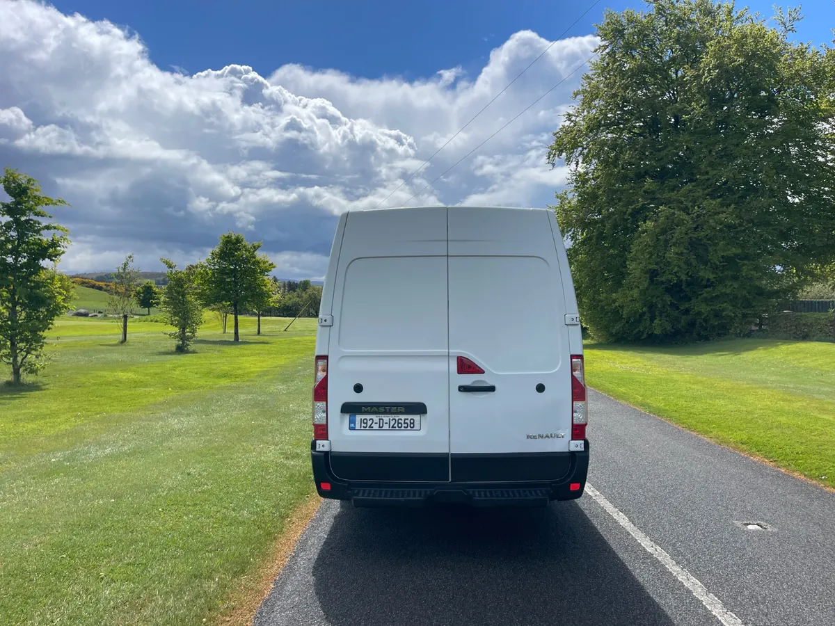 RENAULT MASTER “LWB”PRICE IS VAT INCLUDED - Image 4
