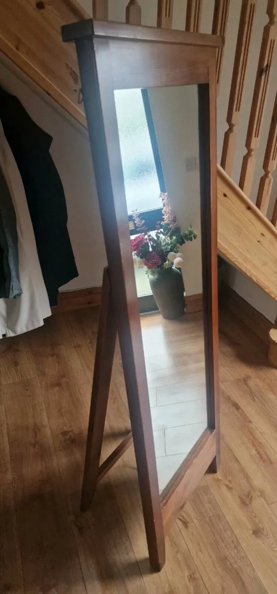 Mirror - Image 1