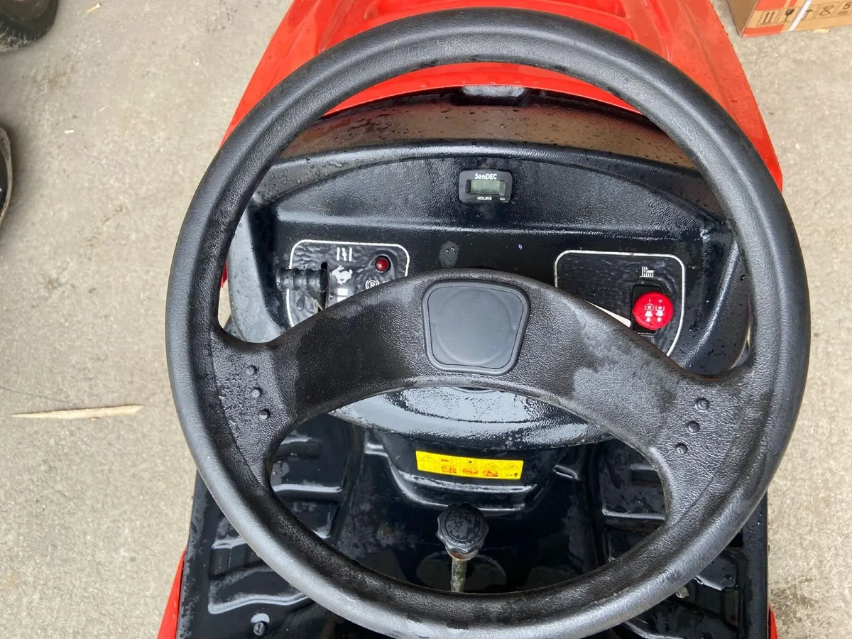 Seco Challenge Ride On Lawnmower - Image 3