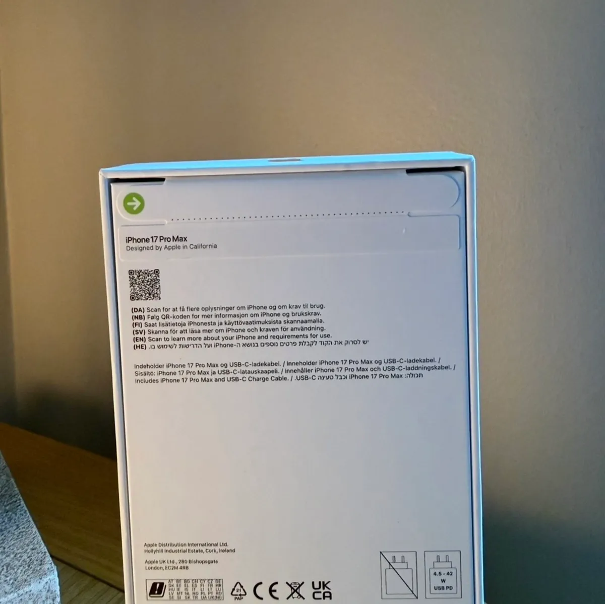 Brand new Apple iPhone 17 PRO MAX 1TB - Image 2