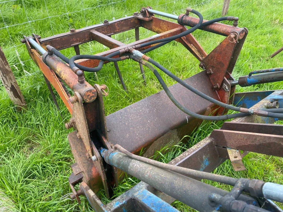 Tanco 968 Loader - Image 2