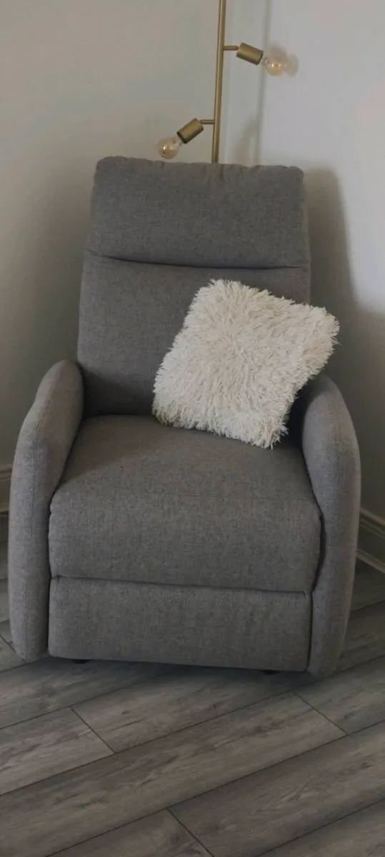 JYSK VONSILD electric light grey fabric recliner - Image 1