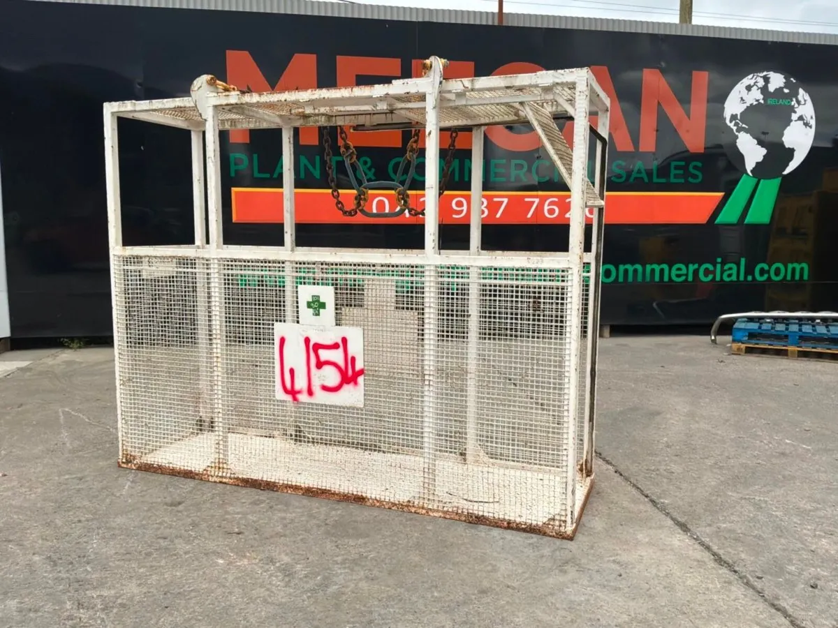 84" X 30" MAN BASKET....ACCESS SAFETY CAGE...4154. - Image 1