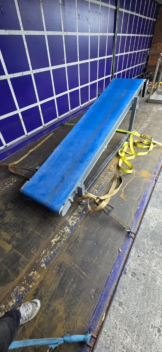 Inclined Belt Conveyor - Image 1