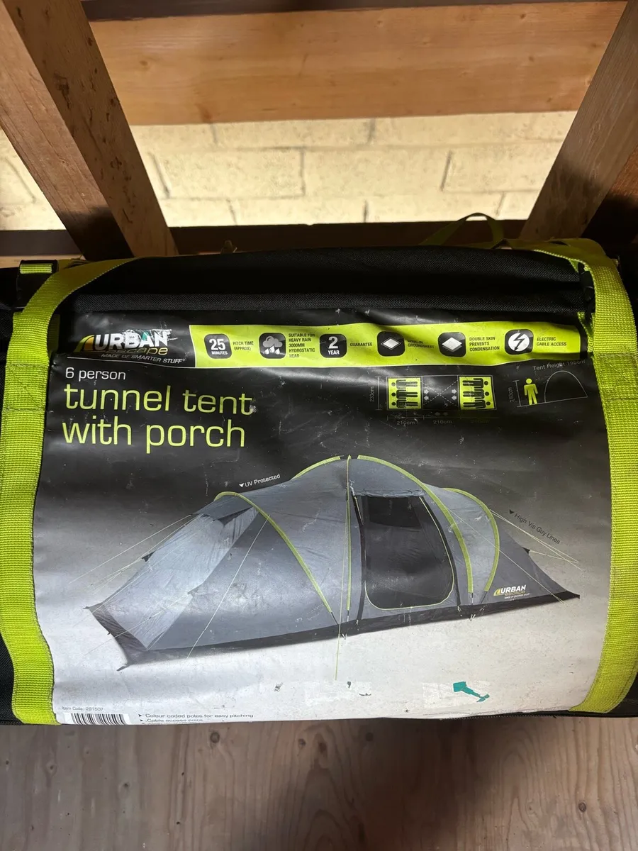 6 man tent - Image 1