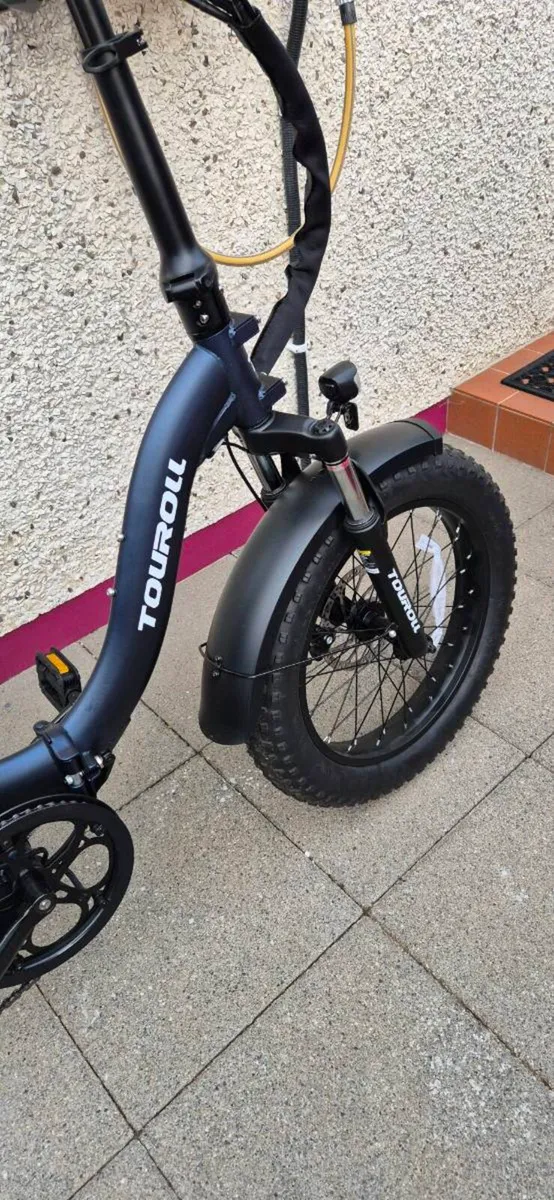 €1,050 Folding E-Bike – 130km Range – Like New - Image 2