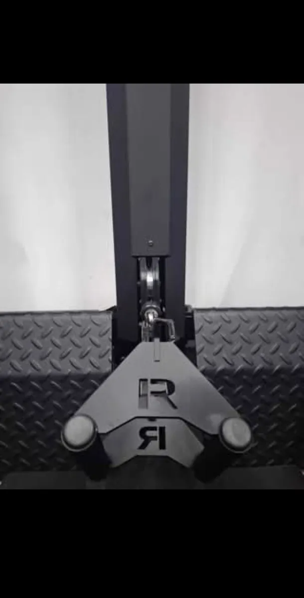 Rogue Grip Triangle – Heavy Duty 7-Gauge Steel (US - Image 1
