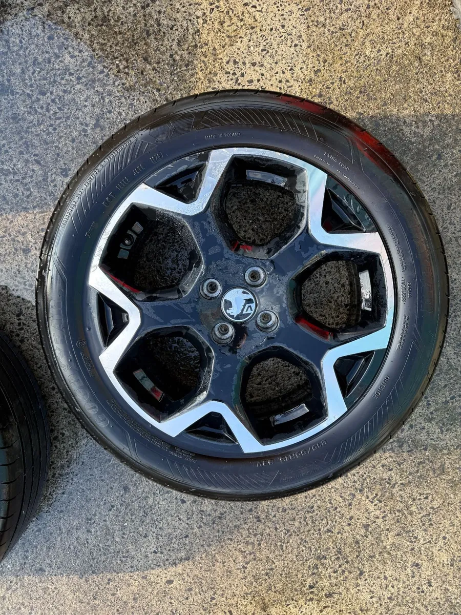 2025 MOKKA 18" ALLOY WHEELS - Image 1