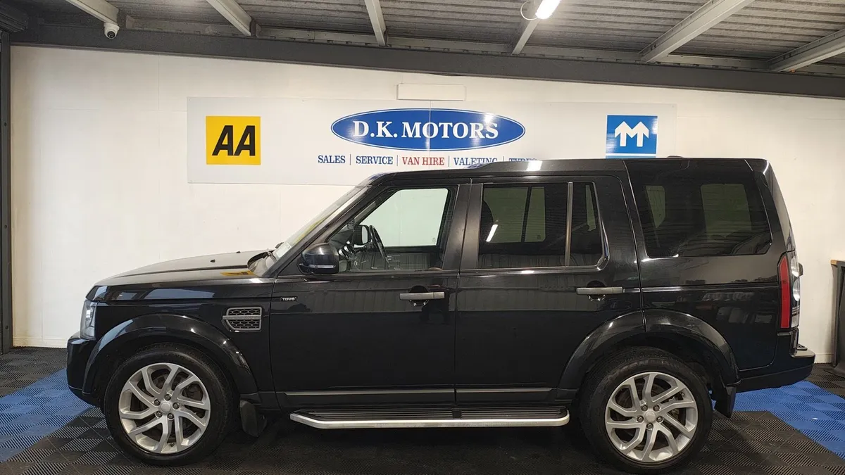 Landrover Discovery 5 seater utility - Image 3