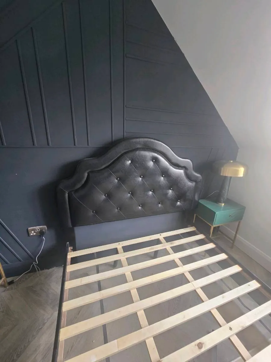 Black double bed frame - Image 4