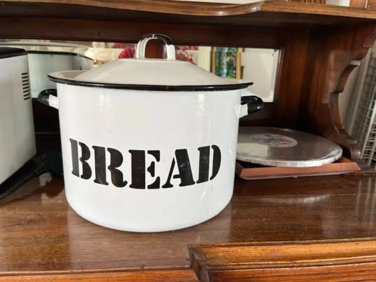 breadbin