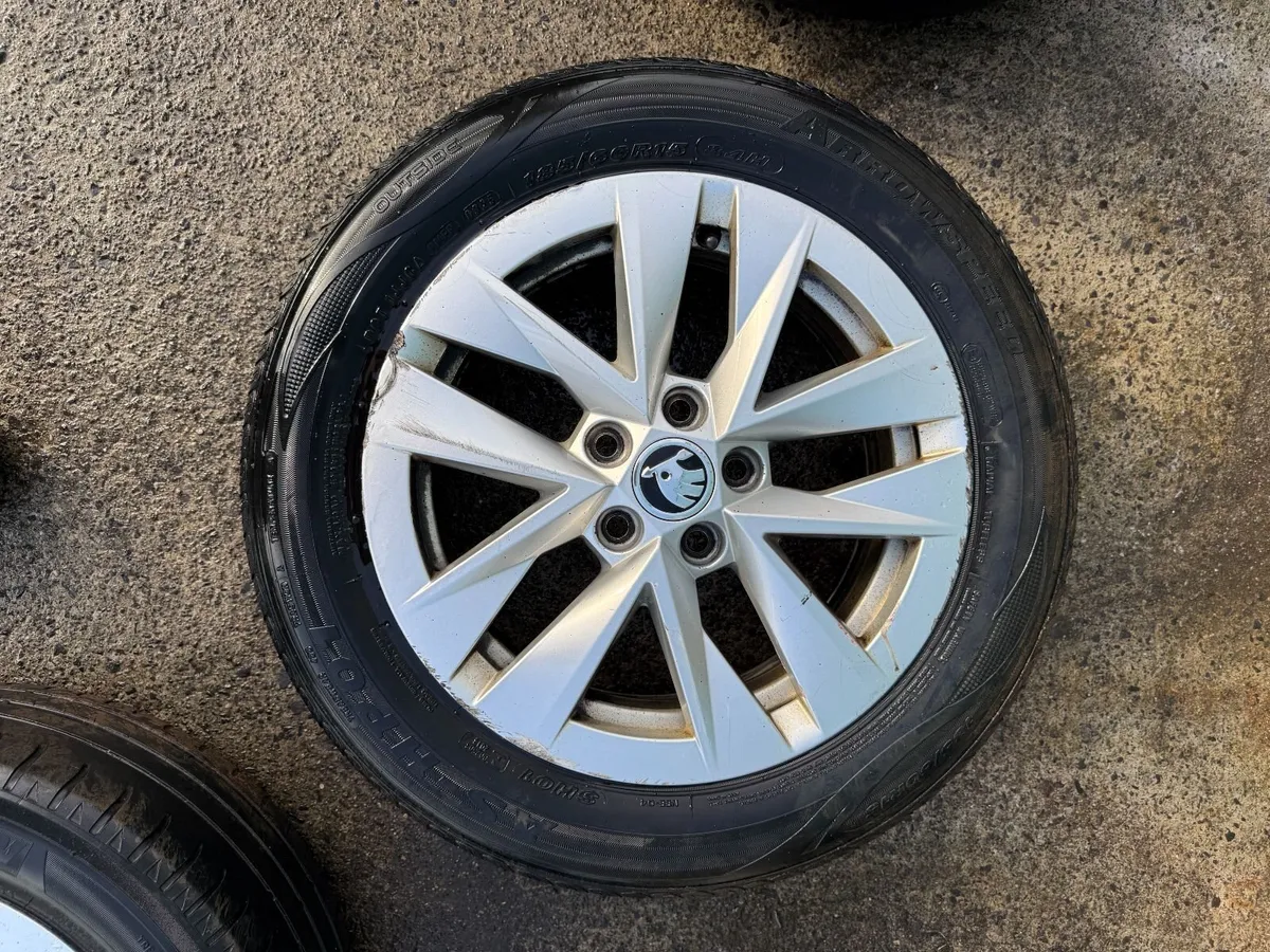 2023 FABIA 15" ALLOY WHEELS - Image 1