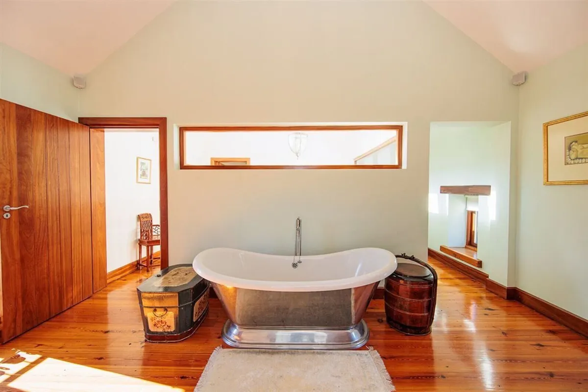 Freestanding Luxury Bateau Bath Tub and Filler Tap - Image 1