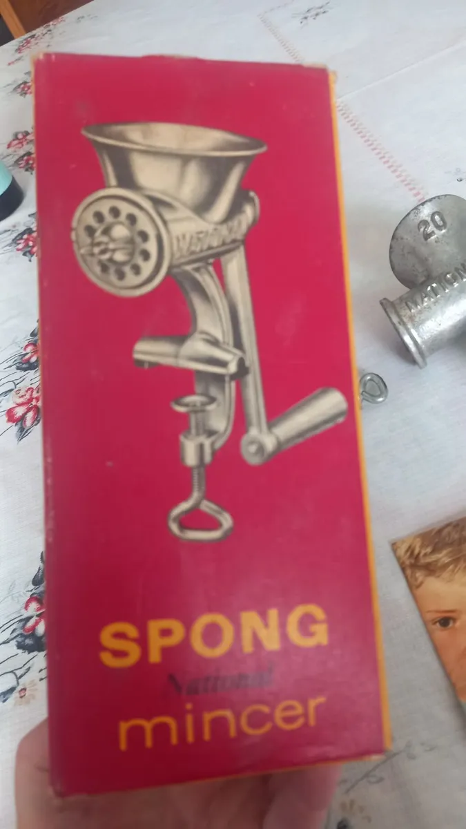Vintage Meat mincer - Image 1