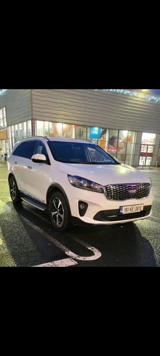 Kia Sorento 2019 - Image 1