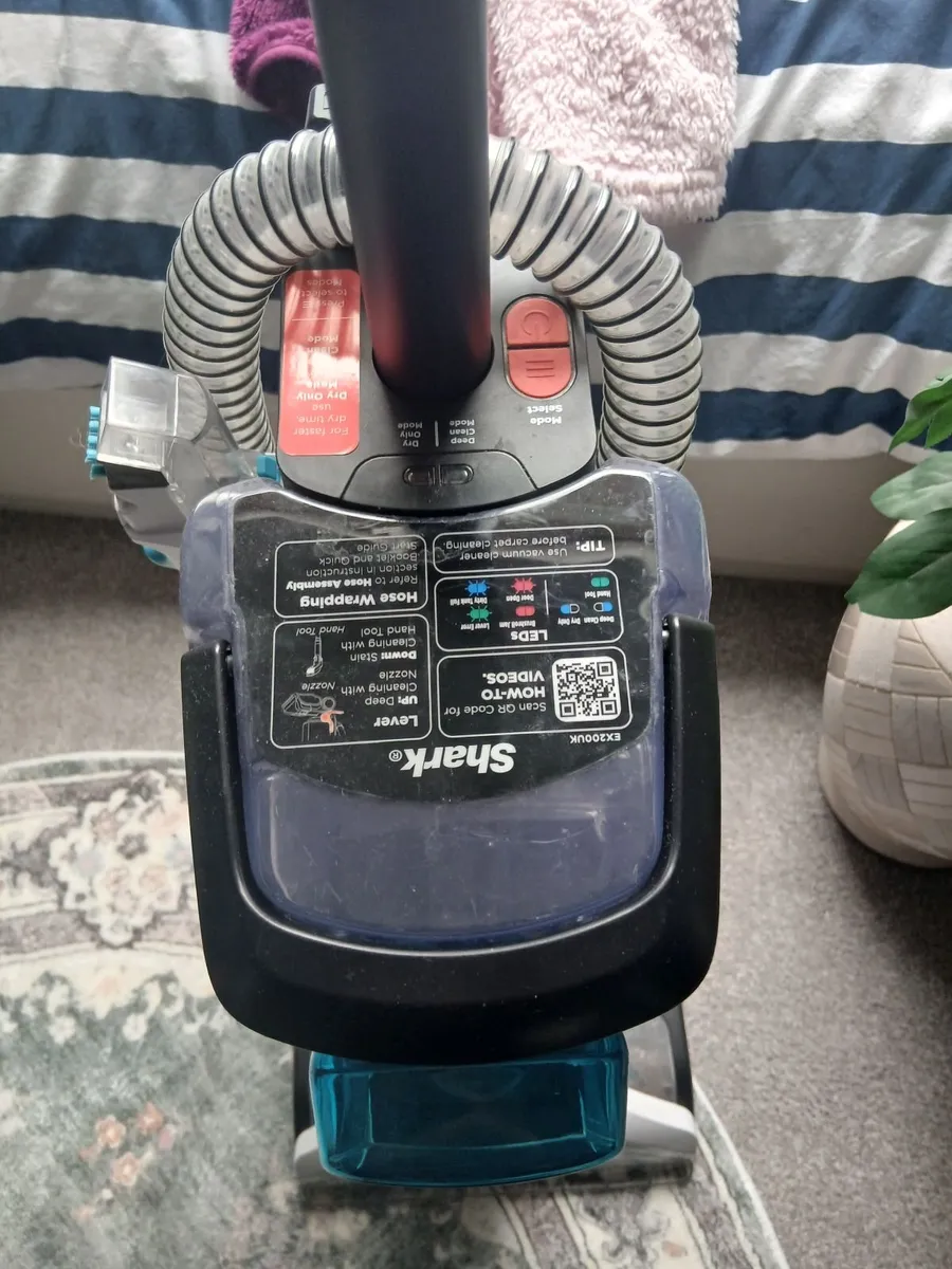 Shark Carpet Xpert EX200 - Image 1