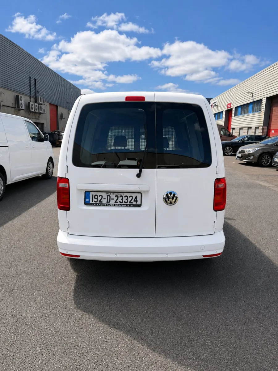 2019 Volkswagen Caddy Only 57,000km - Image 4