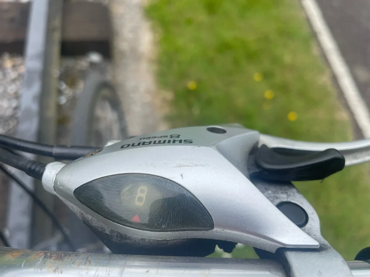 Giant Escape - Large hybrid 700x35c - Image 4