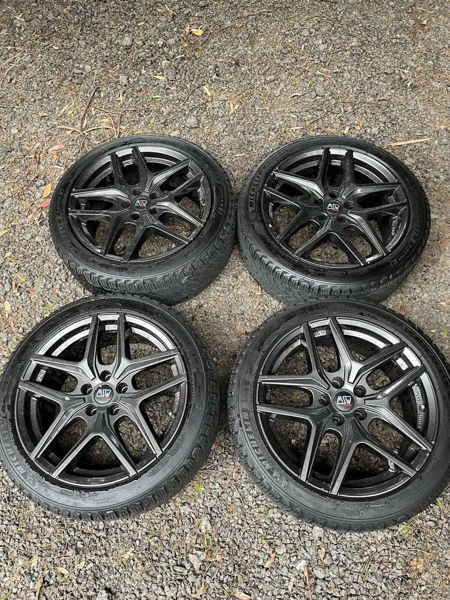 18’ OZ BMW VW 5x112 alloy wheels - Image 1