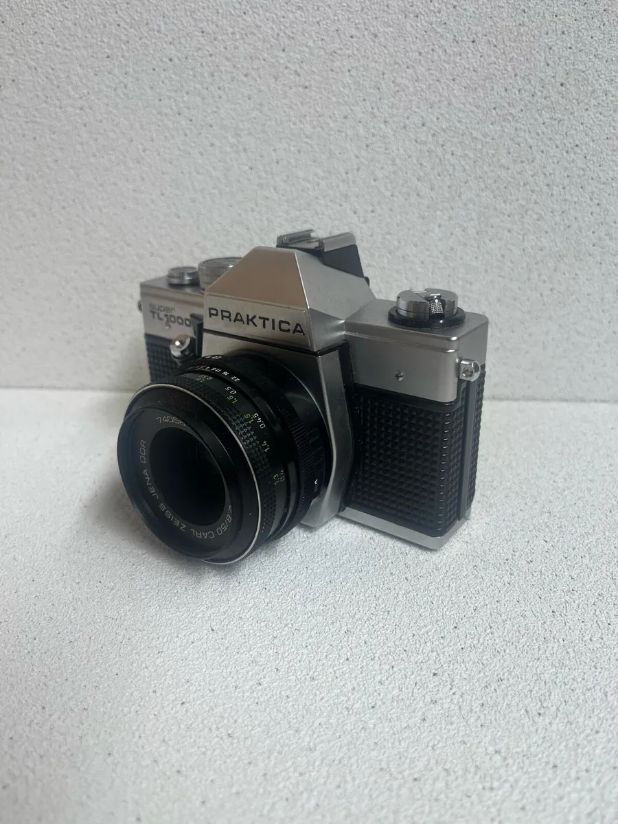 Praktika Super TL1000 35mm SLR Camera - Image 1
