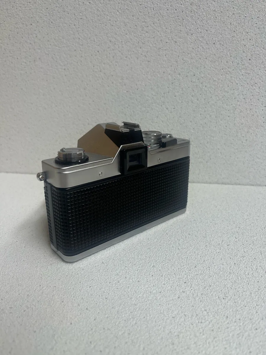 Praktika Super TL1000 35mm SLR Camera - Image 3