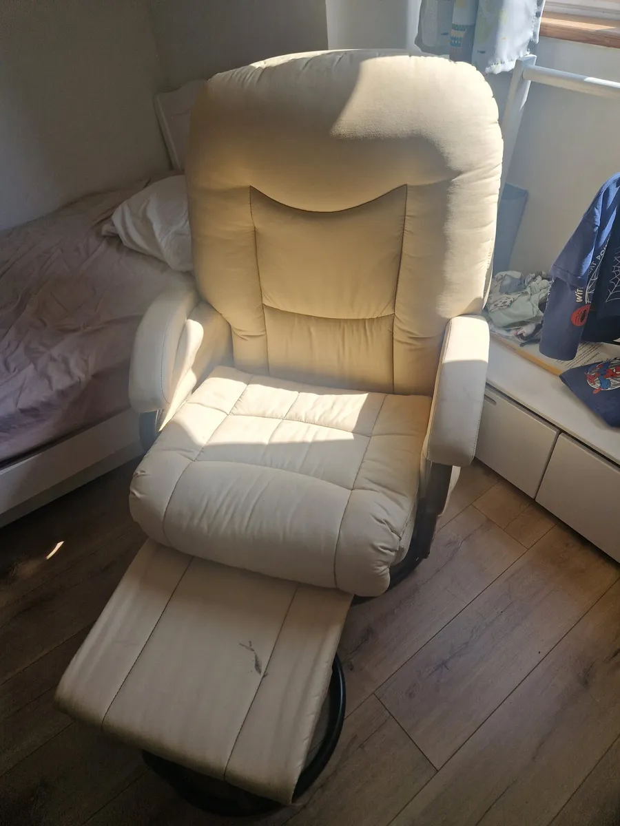 Feeding chair