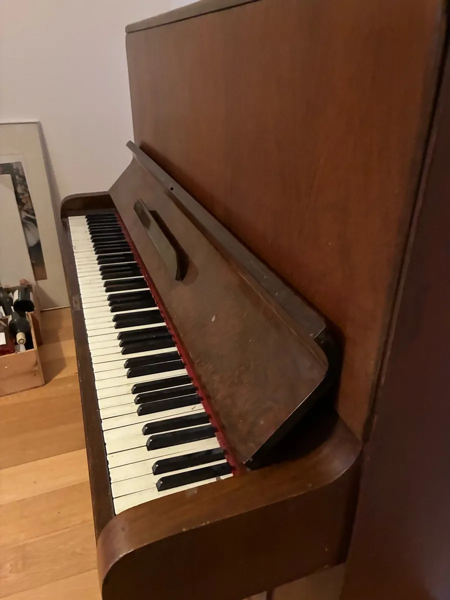 Piano - Image 2