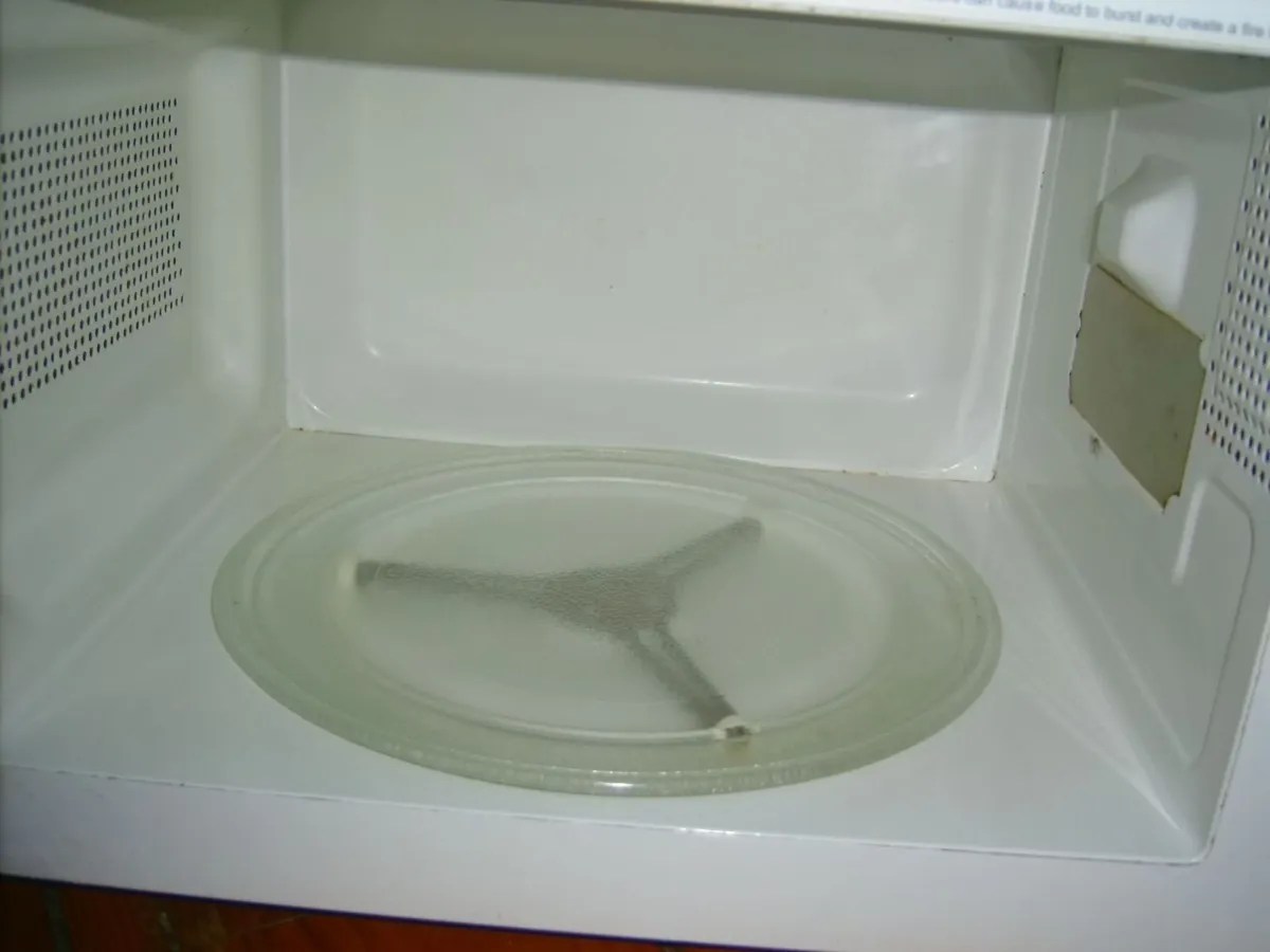 microwave - Image 4